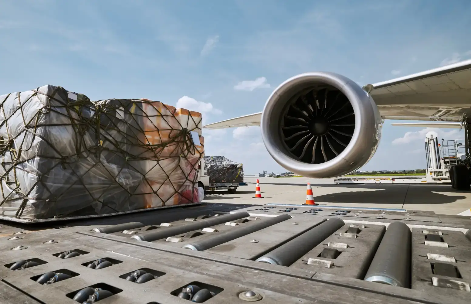 Cargo pilot